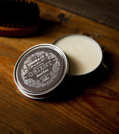 Tonsor & Cie - Baume à Barbe Orient 50 ml - Soin Barbe Hydratant & Disciplinant - Beurre de Karité, Cire d’Abeille & Vitamine E - Parfum Ambre Rouge & Vanille - Naturel - Formulé et Fabriqué en France