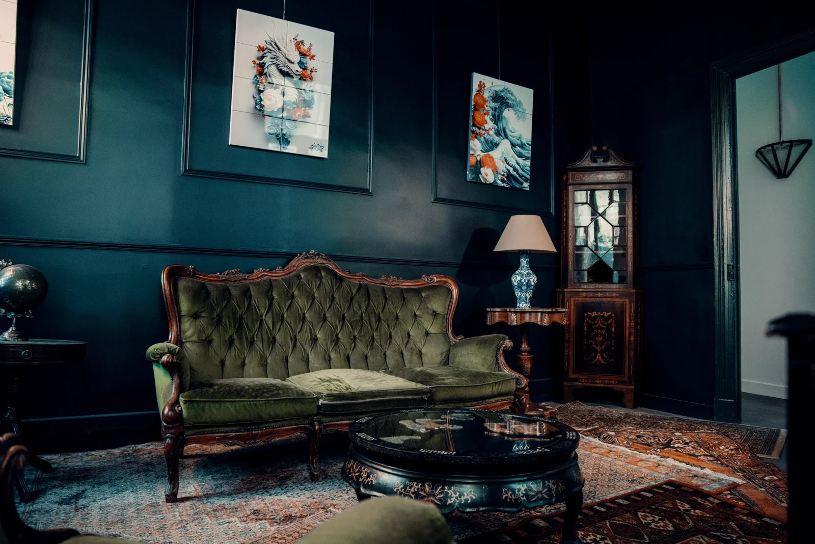 The Social Club · An intimate atmosphere — HÉRITAGE Maison Tonsor